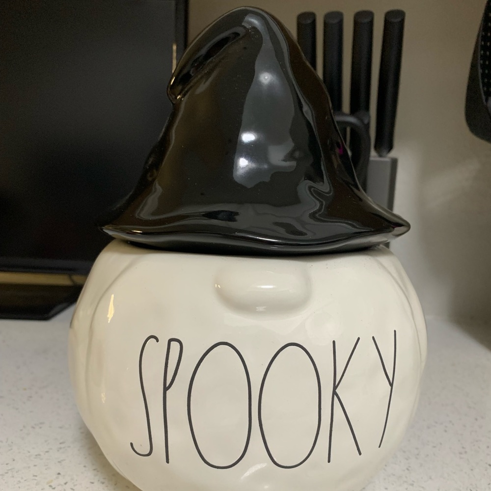 ❌sold❌ Rae Dunn SPOOKY canister